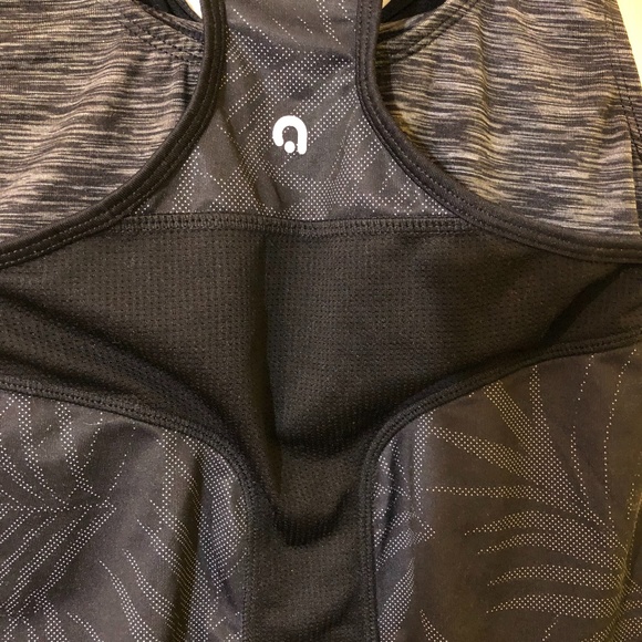 Yoga Top! - Picture 3 of 5